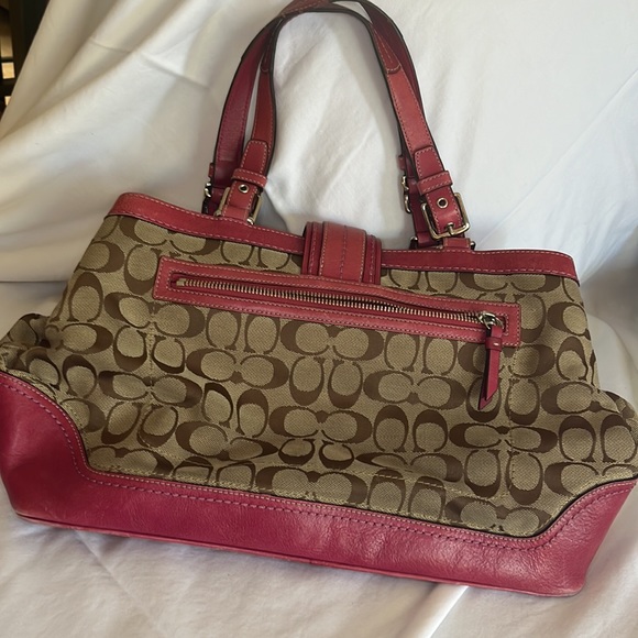 💥Authentic Coach handbag - Picture 3 of 12